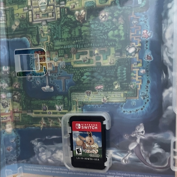 Nintendo Switch Pokémon: Let's Go, Eevee! - Picture 2 of 3